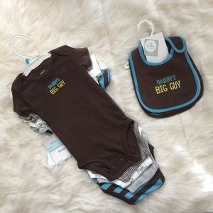 NWT! Bundle of Carter's 5 Bodysuits & 3 Bibs